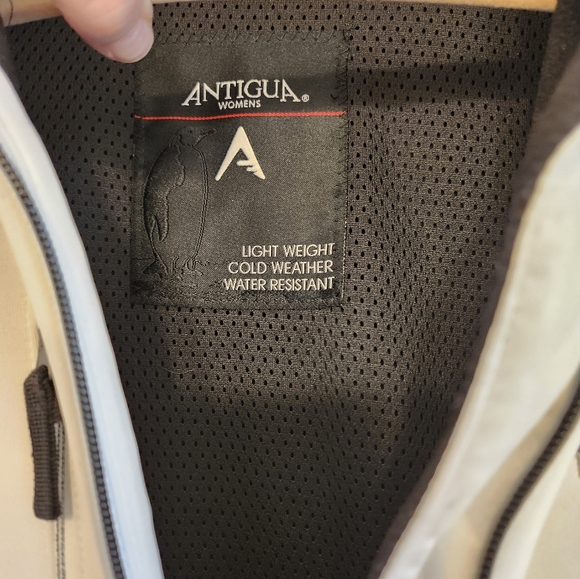 NBA CHARLOTTE HORNETS CLASSIC WOMEN'S WHITE JACKET - Picture 3 of 6